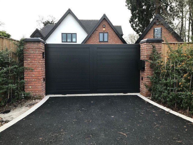 The Temple Aluminium Sliding Gate