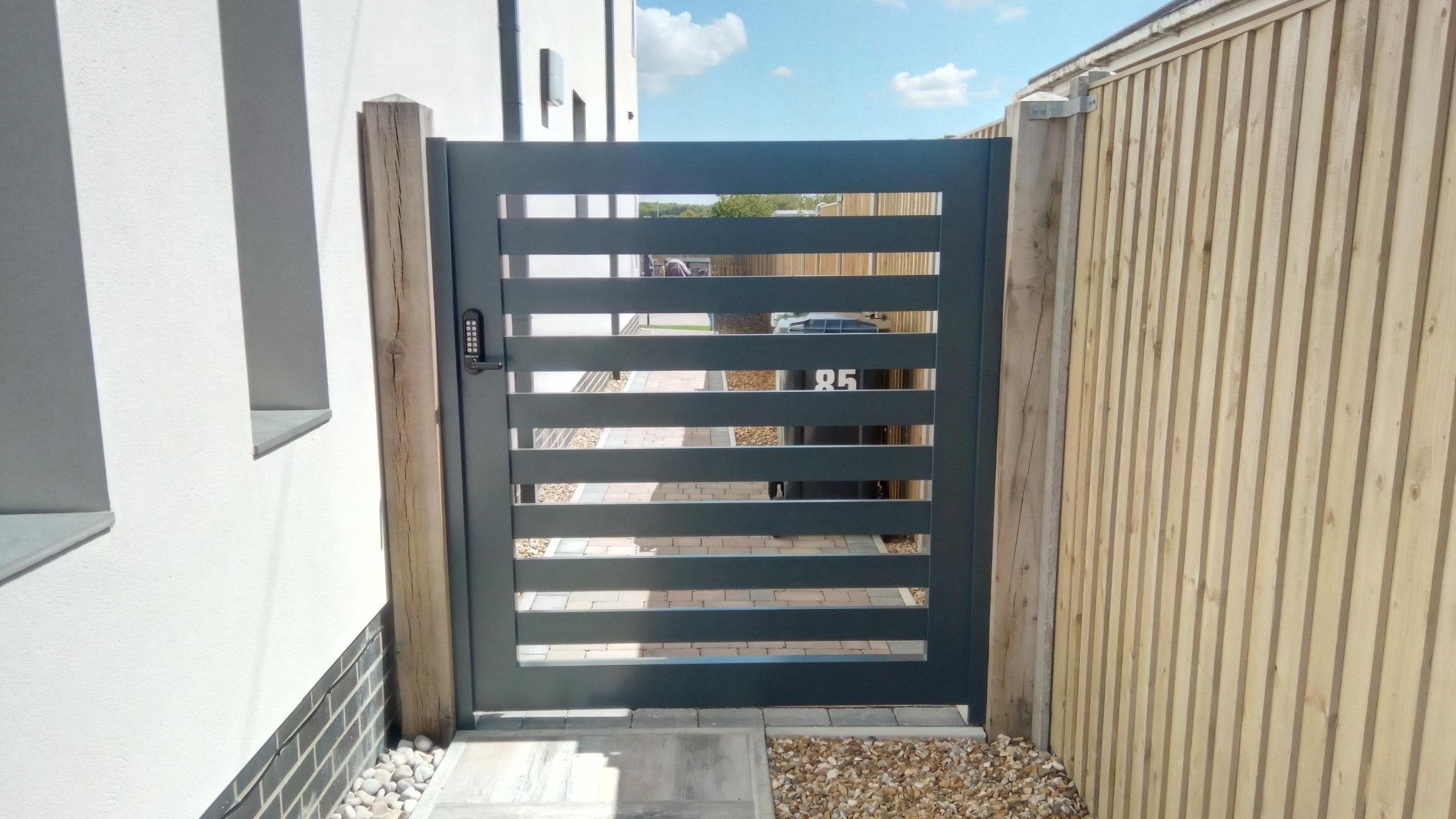 Kenilworth pedestrian gate