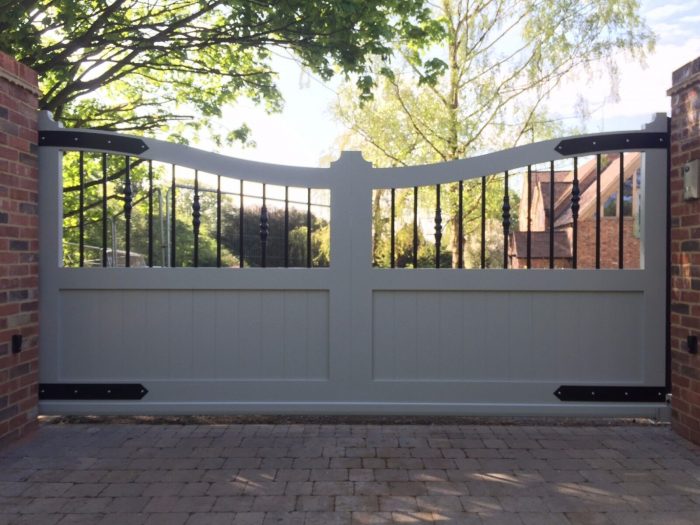 The Chapel Aluminium Sliding Gate