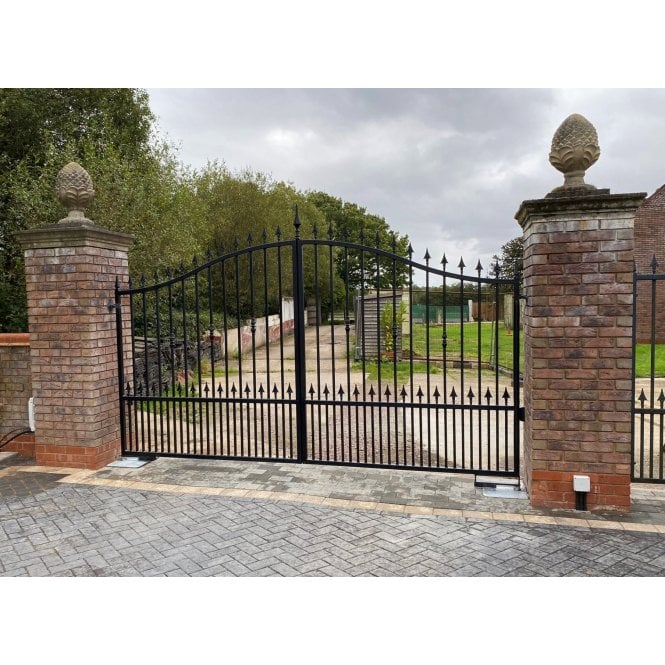 ARDEN GATES The Ashwood Tall Arch