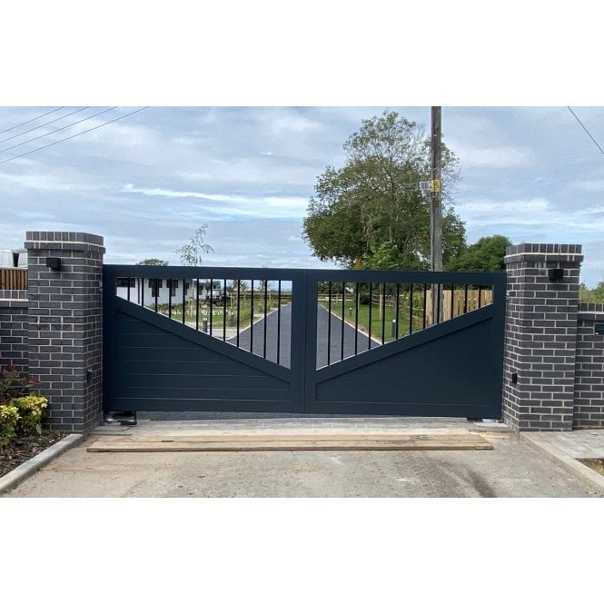ARDEN GATES The Blossomfield Aluminium Gate