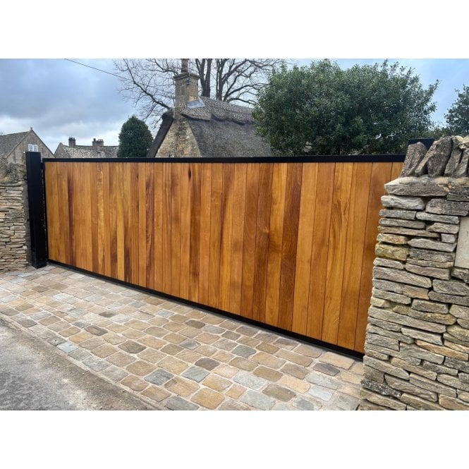 ARDEN GATES The Cladded Aluminium Gate Frame