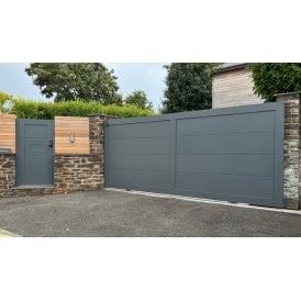 The Framed Wide Board Aluminium Gate
