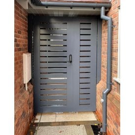 The Kenilworth Side Gate