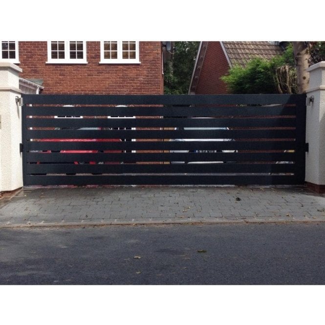 ARDEN GATES The Kenilworth Wide Board Aluminium Swing Gates