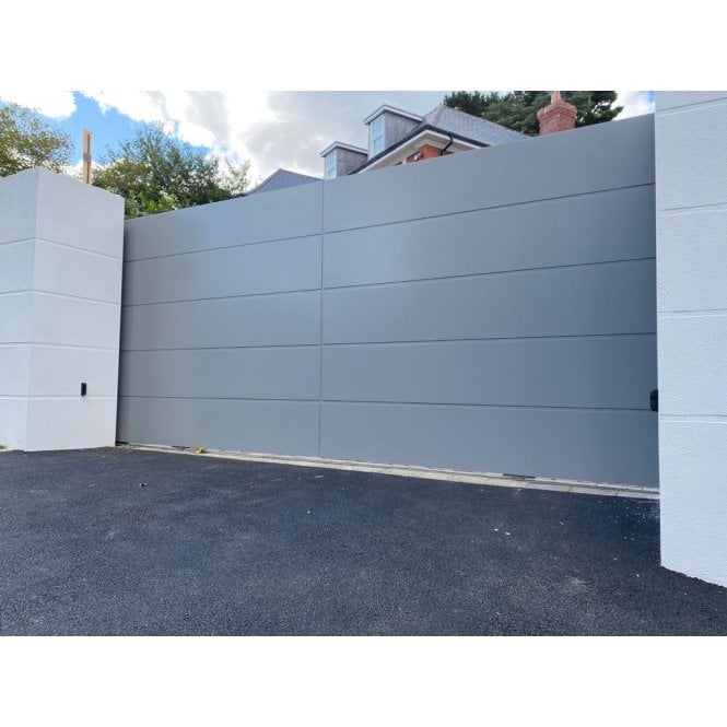 ARDEN GATES The Temple Wide Board Aluminium Gates