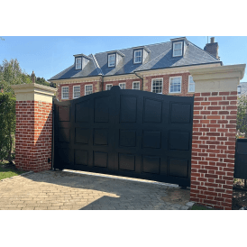 The Wentworth Raised & Fielded Aluminium Gate